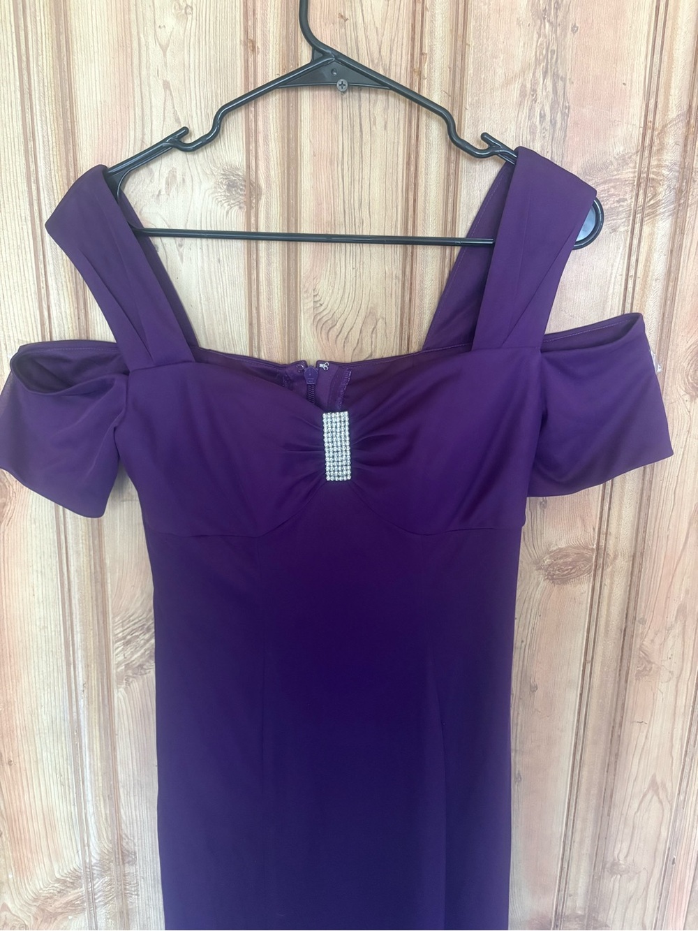 Azazie Elegant Purple Off Shoulder Evening Gown Maxi Formal Dress Wedding Guest” - Picture 5 of 14